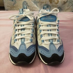 Skechers worn only once